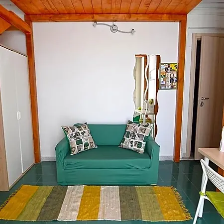 Tecla Bed & Breakfast