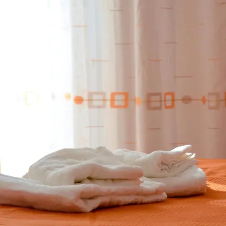 Tecla 4* נאפולי