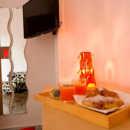 Tecla Bed & Breakfast 4*