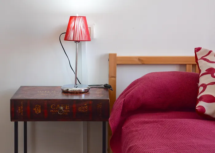 Tecla Bed & Breakfast 4*