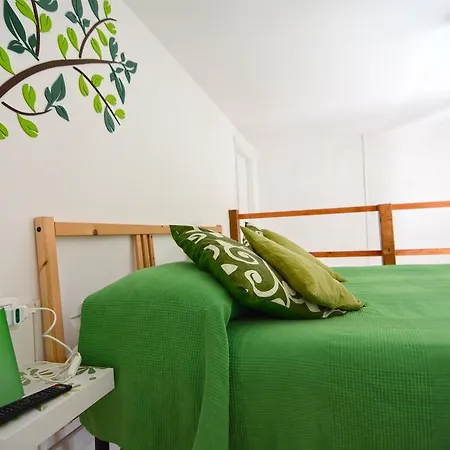 Tecla Bed and Breakfast 3*
